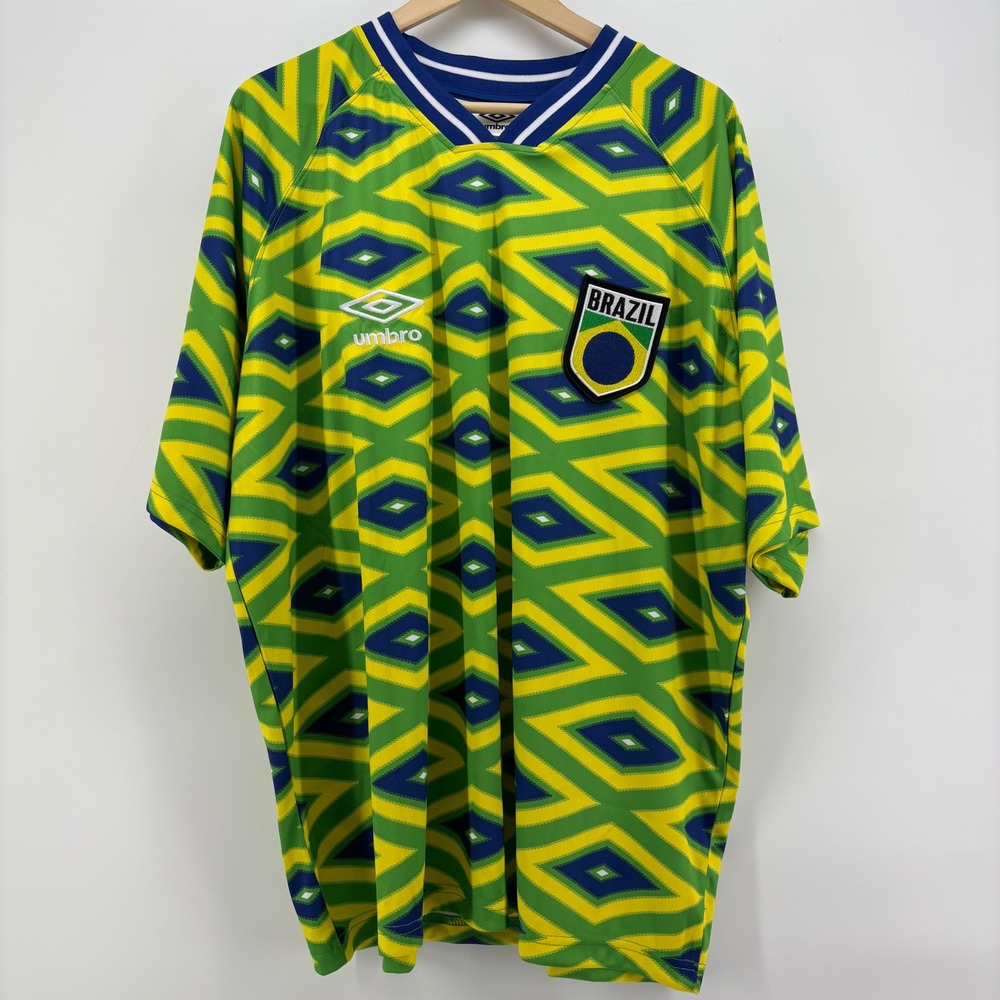 NWT Umbro‎ Men Brazil Soccer Jersey L Green Yellow Blue Geometric FIFA World Cup - Picture 6 of 7